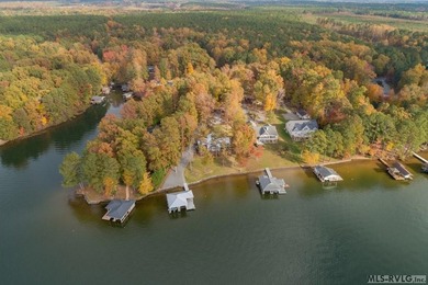 This fully furnished Lake Gaston waterfront home on Pea Hill - photo 40