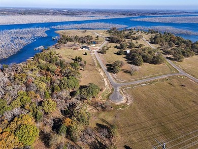 Bois D Arc Lake Lot For Sale in Dodd City Texas