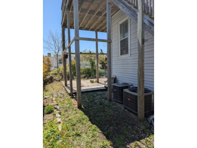 3 bedroom/1 bath apartment and business for sale. The upstairs