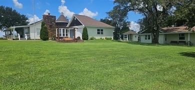A Master Builder's Private Hilltop Country Estate Perched atop - photo 2