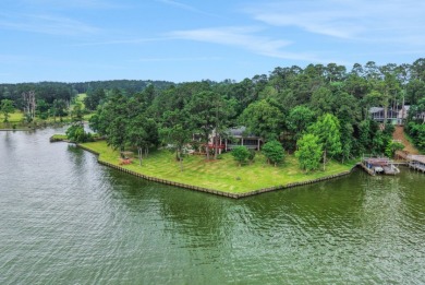 Unrestricted Waterfront Estate with 600+ Ft Shoreline - photo 1