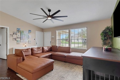 Located in a non flood zone with no flood insurance required - photo 4