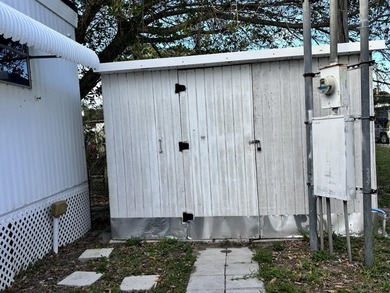 LOW HOA + NO LAND LEASE + LOW RE TAXES = AFFORDABLE 55+ LIVING! - photo 13