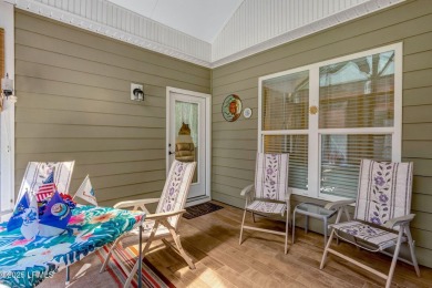 This well-maintained Hill Crest model offers exceptional privacy