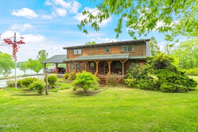 Welcome to your log cabin !! This beautiful home features - Lake Home Sale Pending in Harriman, Tennessee