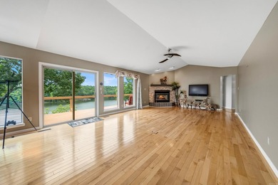Discover the perfect blend of comfort, space, and lakefront - photo 7