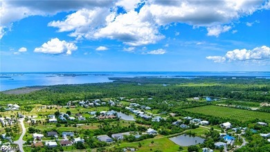 Build your dream home in the charming island community of - photo 7