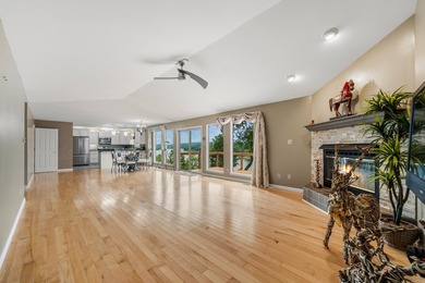 Discover the perfect blend of comfort, space, and lakefront - photo 10