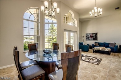 Lakefront Oasis with Stunning Panoramic Views, Pool & Modern - photo 5