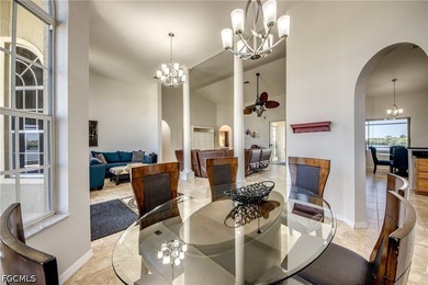 Lakefront Oasis with Stunning Panoramic Views, Pool & Modern - photo 6