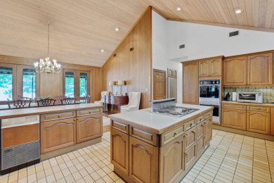 Unrestricted Waterfront Estate with 600+ Ft Shoreline - photo 30