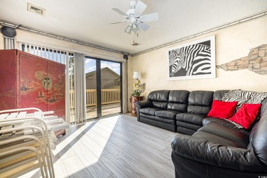 Welcome to this charming two-bedroom, two-bathroom end-unit - photo 7