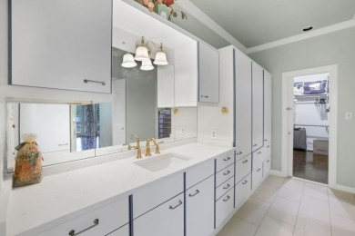 Unrestricted Waterfront Estate with 600+ Ft Shoreline - photo 15