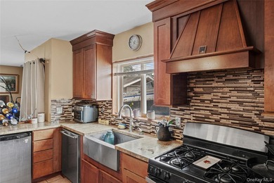 Introducing 547 Sunnybrook Dr.- Welcome to this spacious and - photo 4