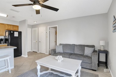 Charming 1 bedroom/1 bath condo turn-key. Beautiful updated - photo 11