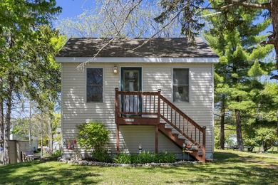 Located in coveted Knollwood Association with access to one of - photo 11
