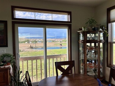 Stunning Mountain Views out of Large Picture Windows! Situated - photo 11