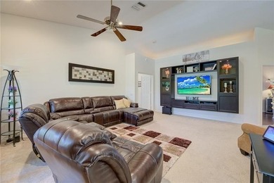 Welcome to Paradise. This beautiful coach home is in - photo 27