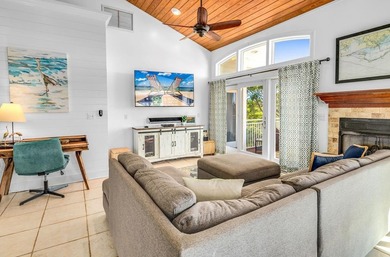 Tucked away in the private gated St. George Island Plantation - photo 8