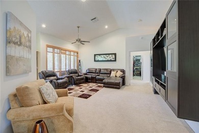 Welcome to Paradise. This beautiful coach home is in - photo 30
