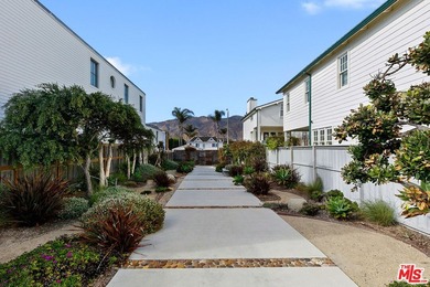 Located within the exclusive guard-gated community of Malibu - photo 33
