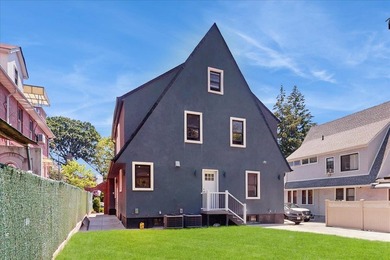 Welcome to this one-of-a-kind, fully gut-renovated 3-level - photo 38