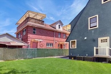 Welcome to this one-of-a-kind, fully gut-renovated 3-level - photo 39