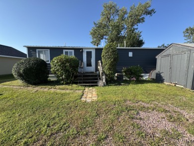 Lake Byron Home For Sale in Huron South Dakota