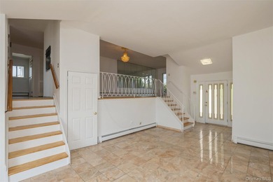 Welcome to this well-maintained three bedroom, one- and one-half - photo 4