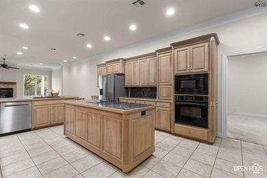 Bridge Creek corner lot with side-entry garage. Open kitchen - photo 13