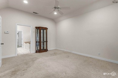 Bridge Creek corner lot with side-entry garage. Open kitchen - photo 17