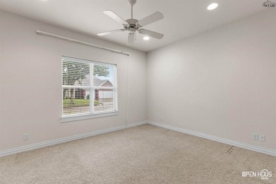 Bridge Creek corner lot with side-entry garage. Open kitchen - photo 22