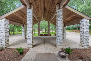 Unrestricted Waterfront Estate with 600+ Ft Shoreline - photo 4