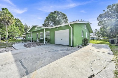 Beautiful 3-bedroom, 2-bathroom home featuring a brand-new roof - photo 5