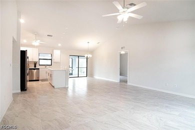 This is a MUST SEE! BRAND NEW WATERFRONT HOME WITH 4 BEDROOMS, 2 - photo 5