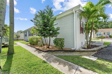 Welcome to this charming 3-bedroom, 2-bathroom waterfront home - photo 7