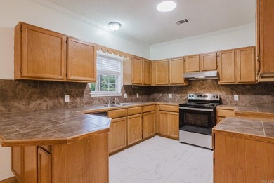 Centrally located in Benton, this beautifully updated home - photo 9