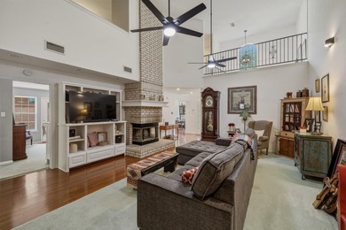 This beautiful maintained 2-bedrom, 2.5 bath home with a 2-car - photo 12