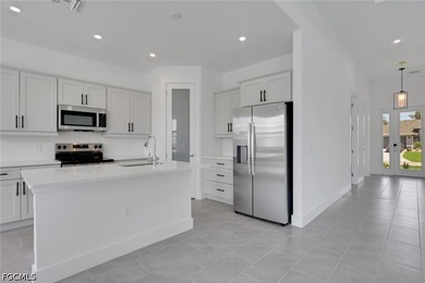 Welcome home! This stunning Hardwyn Signature model, an - photo 6