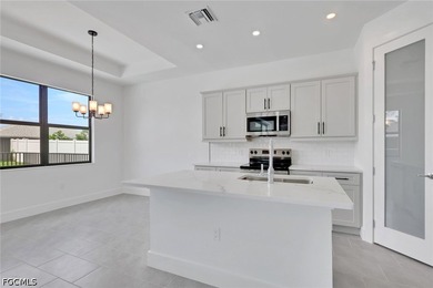 Welcome home! This stunning Hardwyn Signature model, an - photo 7