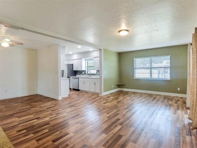 Virtually Staged. Beautifully remodeled home in the desirable - photo 8