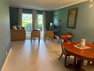 Beautiful 1-bedroom, 1-bathroom unit on first floor, located in - photo 6