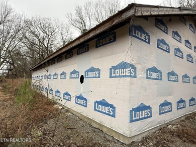 Chickamauga Lake Home Sale Pending in Dayton Tennessee