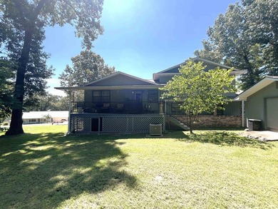 Lake Views, Room to Grow & Extensive Updates in Crown Lake Enjoy - photo 4