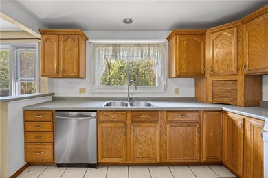 This charming 4-bedroom, 2-bathroom home is ready for immediate - photo 12