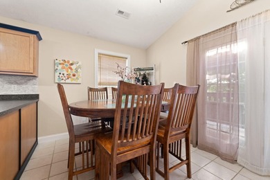 Lakefront living on Lake Cumberland with room for everyone and - photo 13