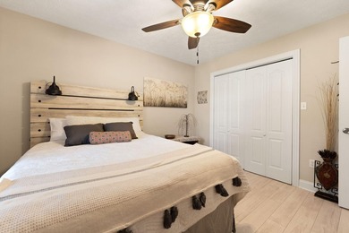 Lakefront living on Lake Cumberland with room for everyone and - photo 18