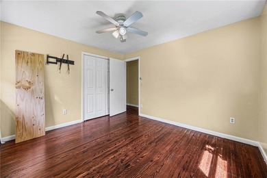This charming 4-bedroom, 2-bathroom home is ready for immediate - photo 23