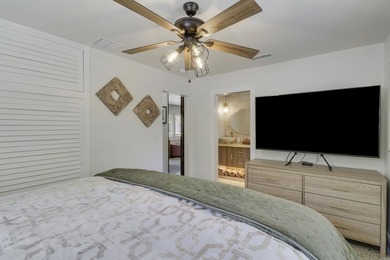 Completely remodeled 3-bedroom, 2-bath home in North Palm Beach! - photo 23