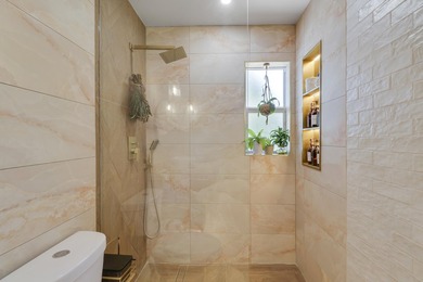 Completely remodeled 3-bedroom, 2-bath home in North Palm Beach! - photo 27